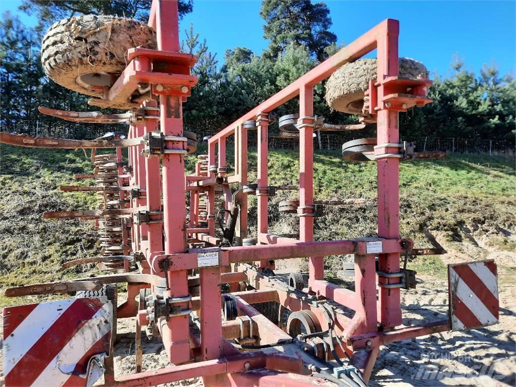 Baarck 500 Déchaumeur, cultivateur