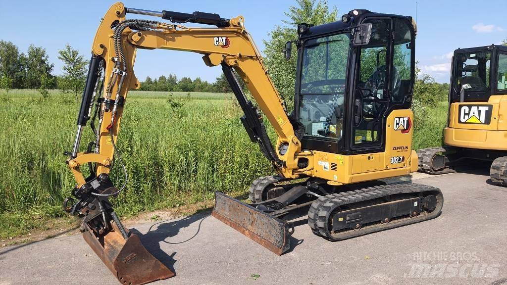 CAT 302.7 DCR 07A Mini pelle < 7t