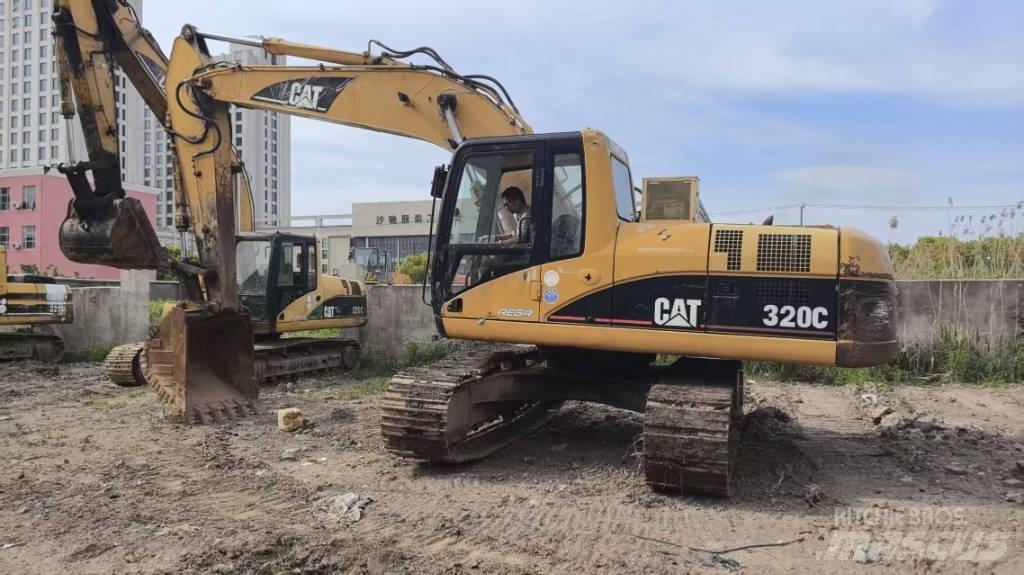CAT 320C Pelle sur chenilles