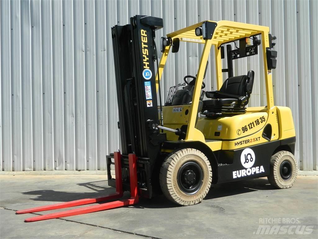 Hyster H2 50XT Chariots diesel