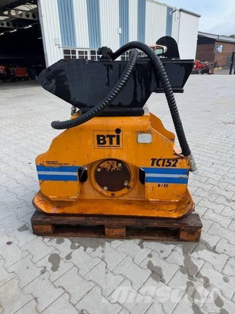 BTI TC152 Accessoires et pièces pour compacteur