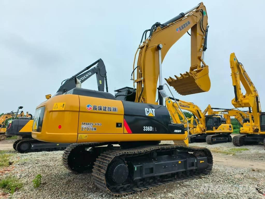 CAT 336 D Pelle sur chenilles