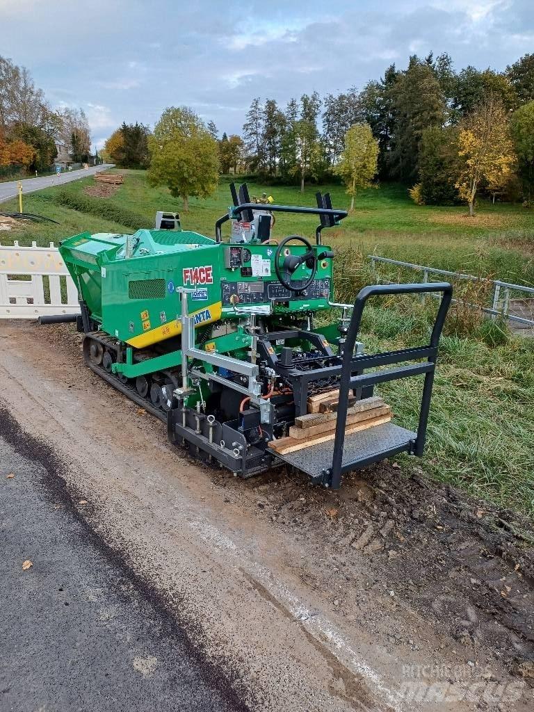 Hanta F14CE-5 Finisseur