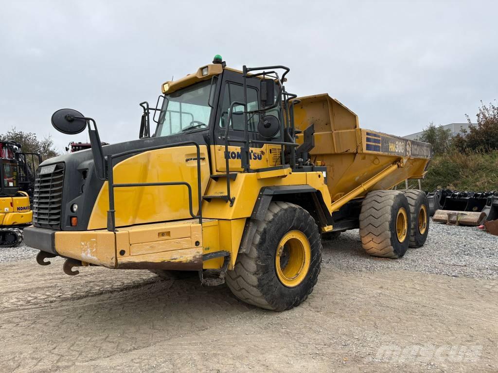 Komatsu HM300-3 Tombereau articulé