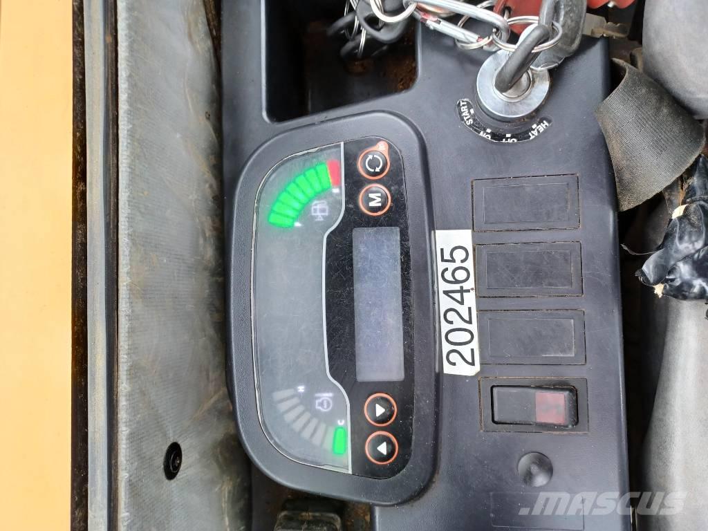 CASE CX 26 C Mini pelle < 7t