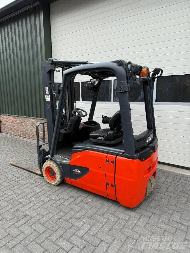 Linde E16-02 Chariots élévateurs électriques