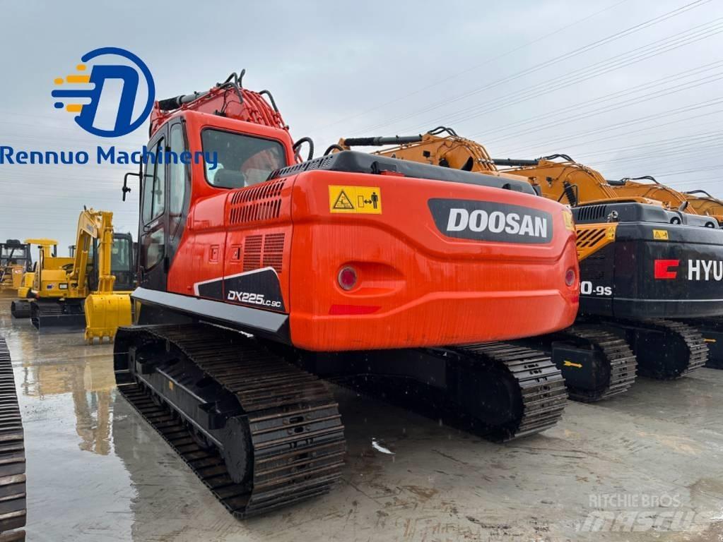 Doosan DX 225 LC-9C Pelle sur chenilles