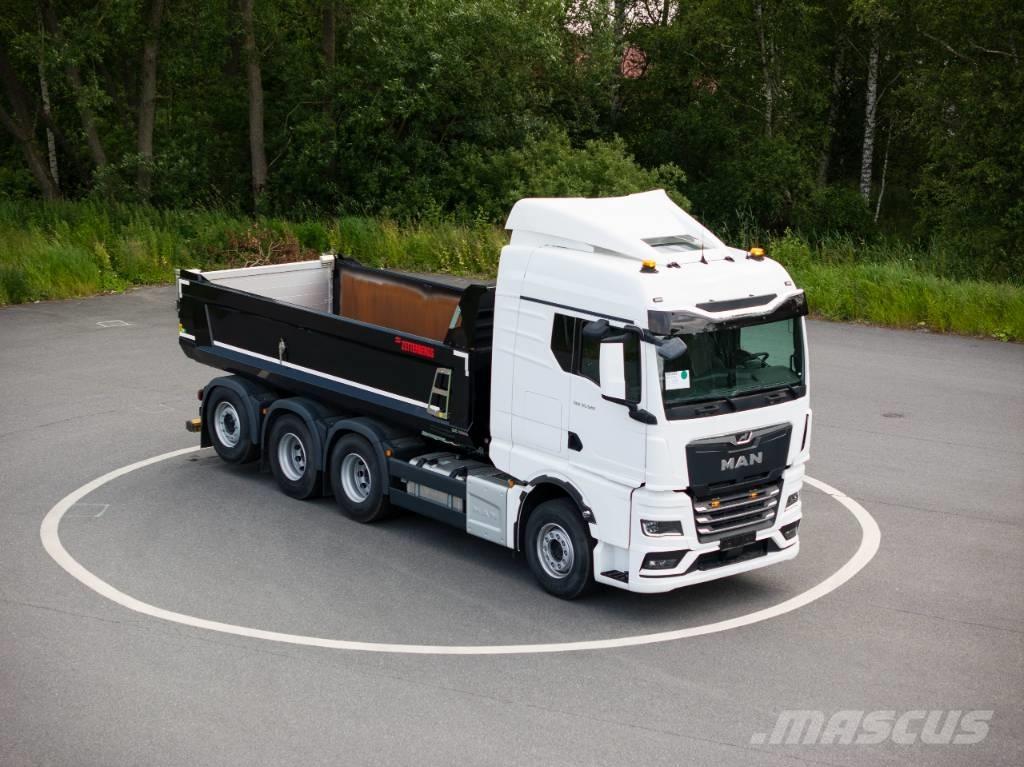 MAN TGX 35.520 Camion benne