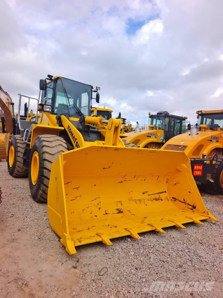 Komatsu WA 380 Chargeuse sur pneus