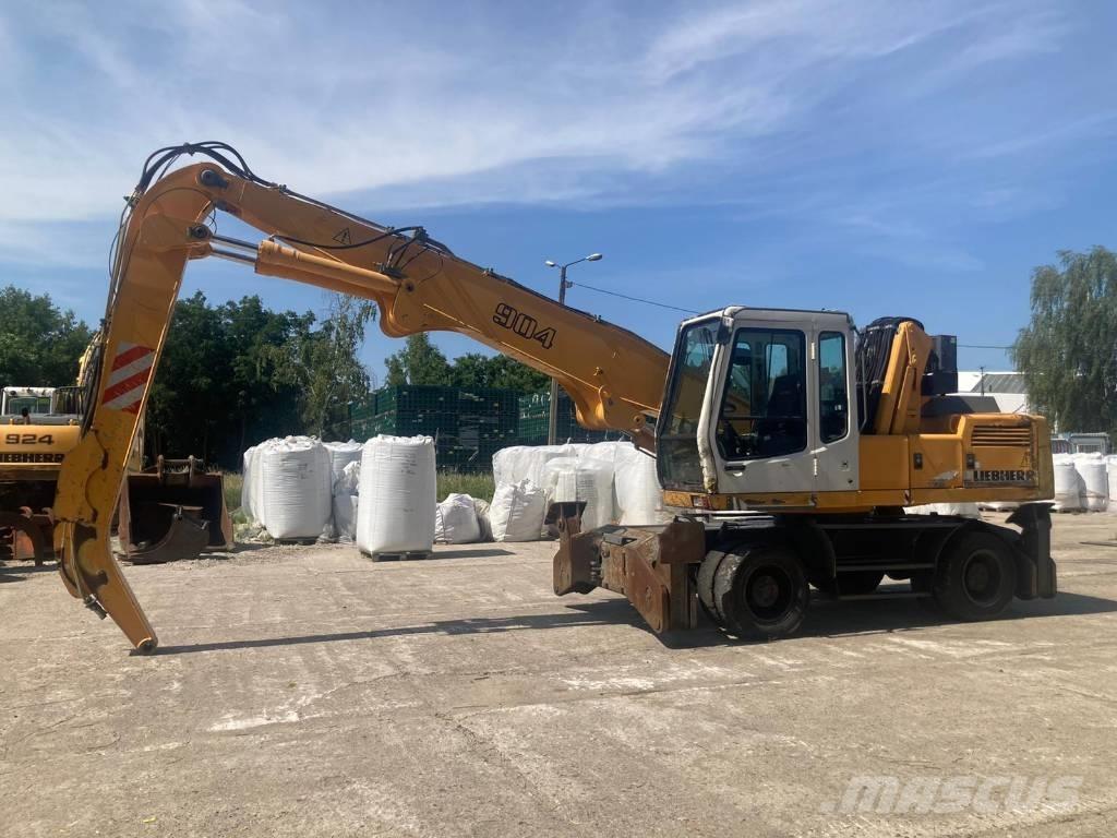 Liebherr A 904 Pelle à déchets