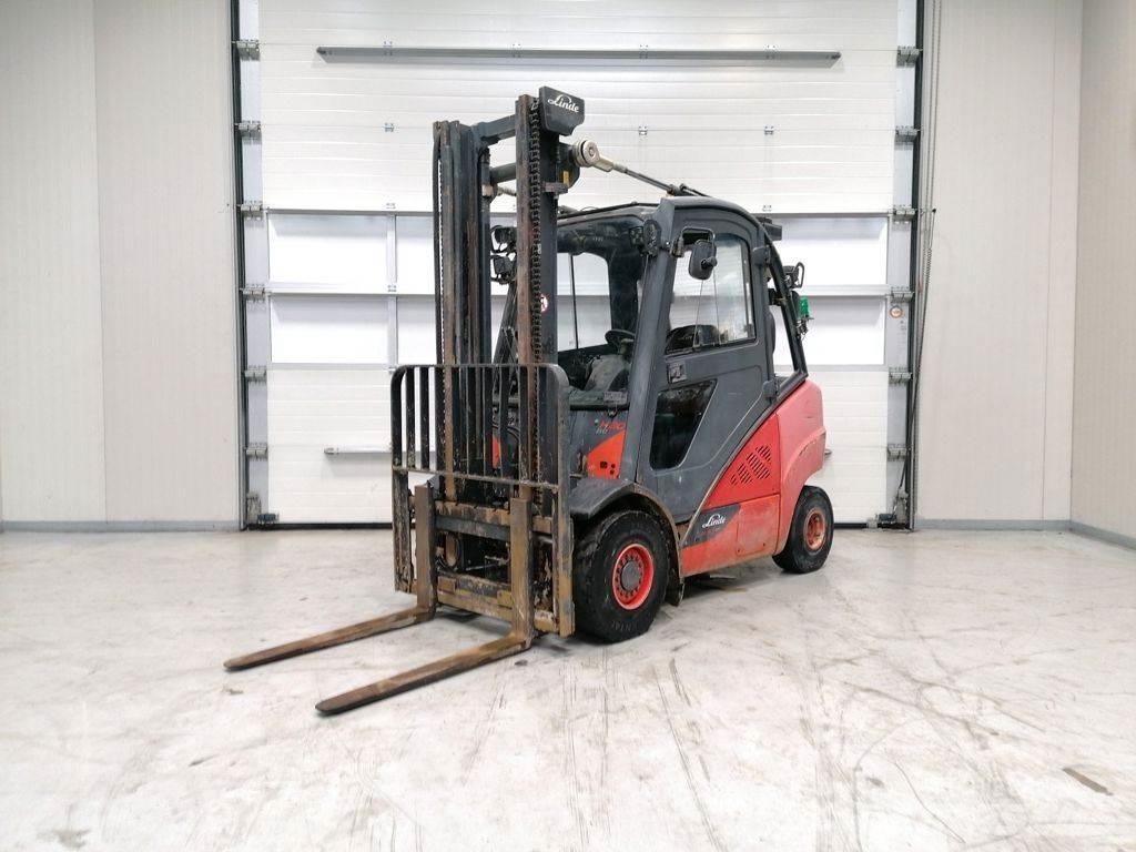 Linde H30D-02 Chariots diesel