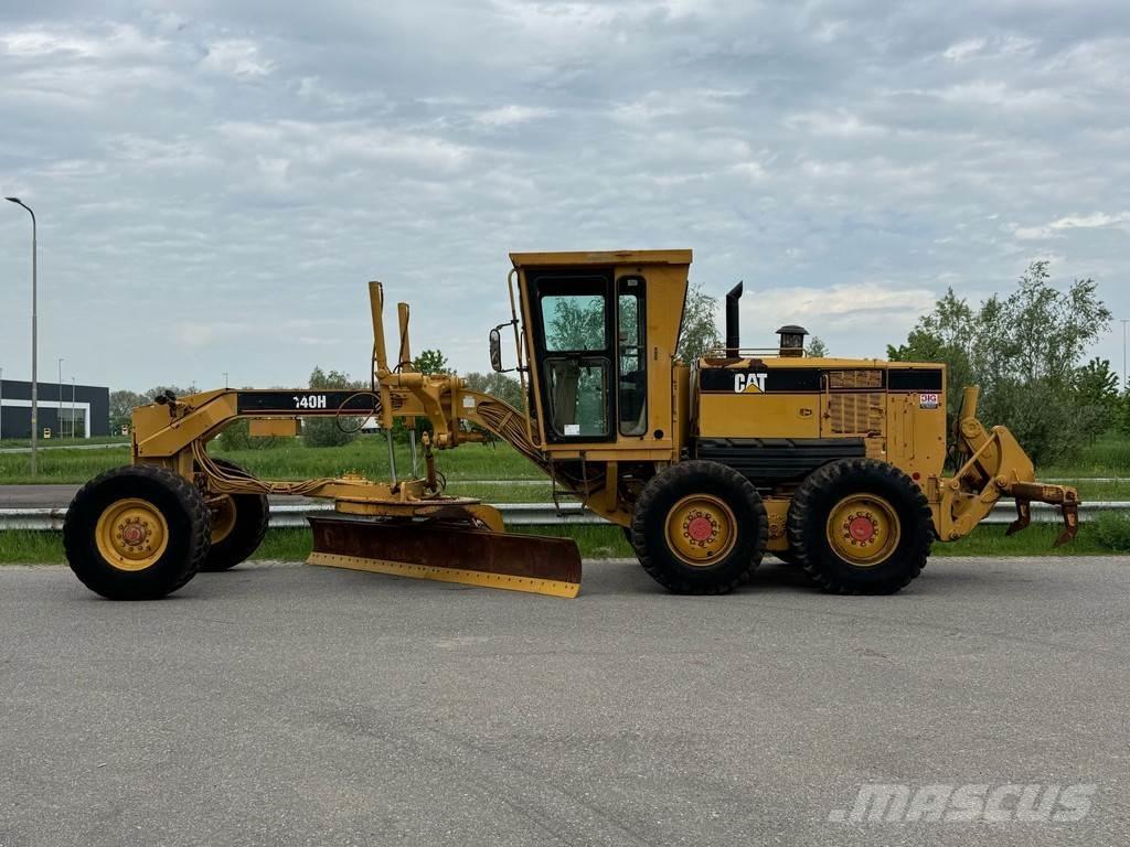 CAT 140H Niveleuse