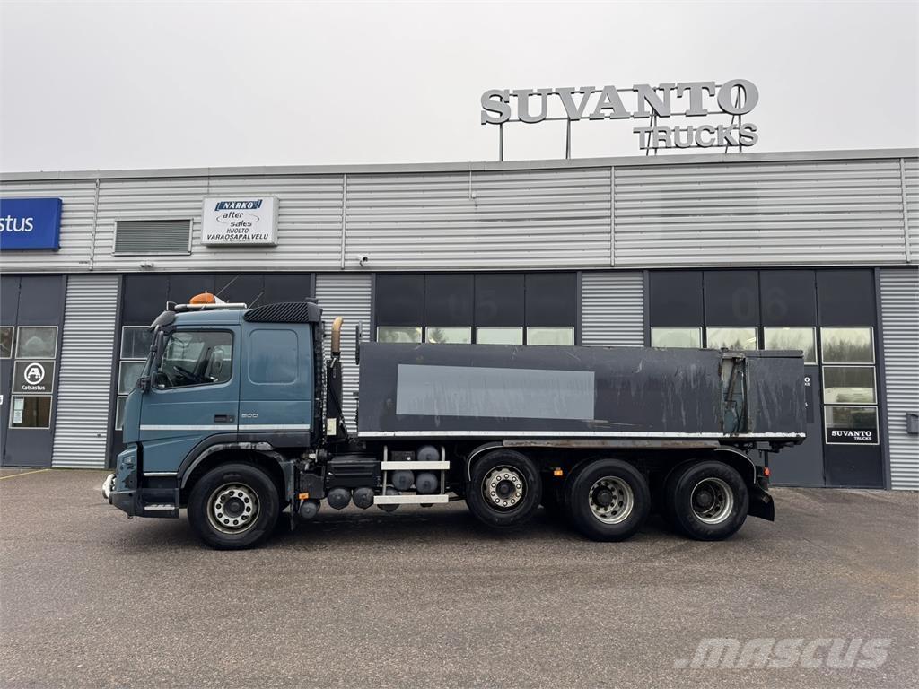 Volvo FMX 8x4 Camion benne