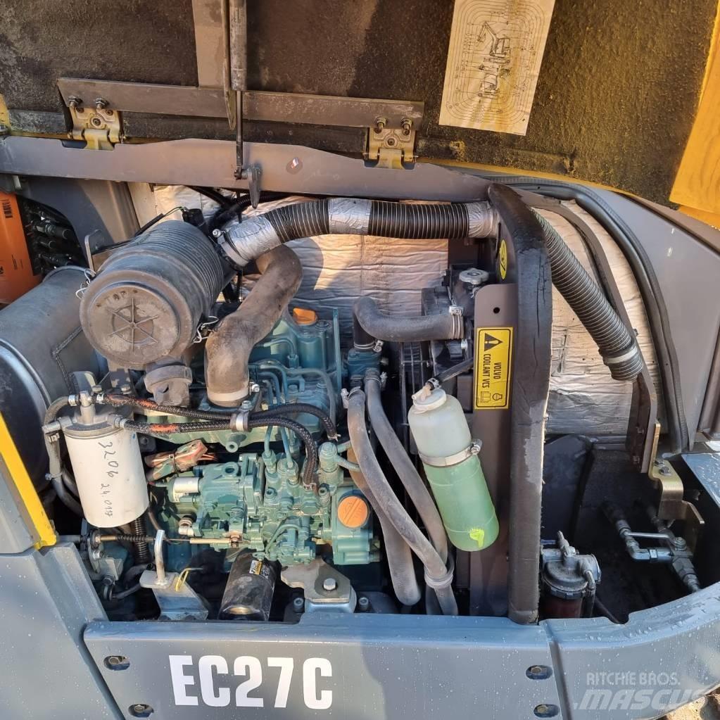 Volvo EC 27 C Mini pelle < 7t