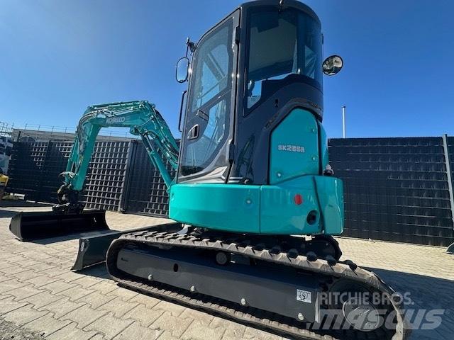 Kobelco SK26SR-7 Mini pelle < 7t