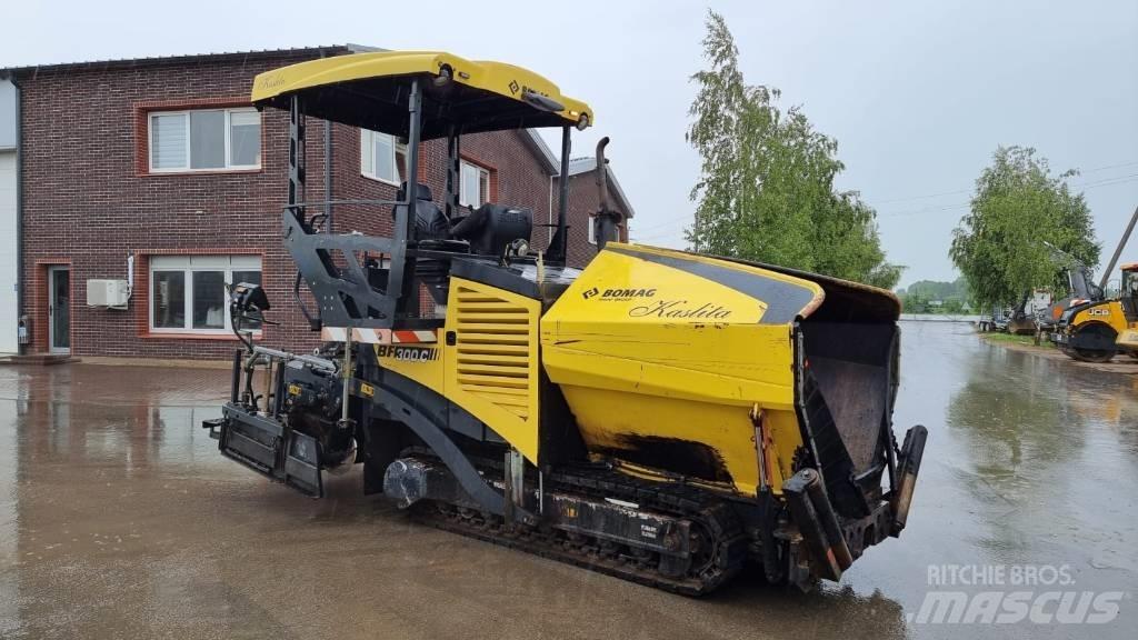 Bomag BF 300 Finisseur