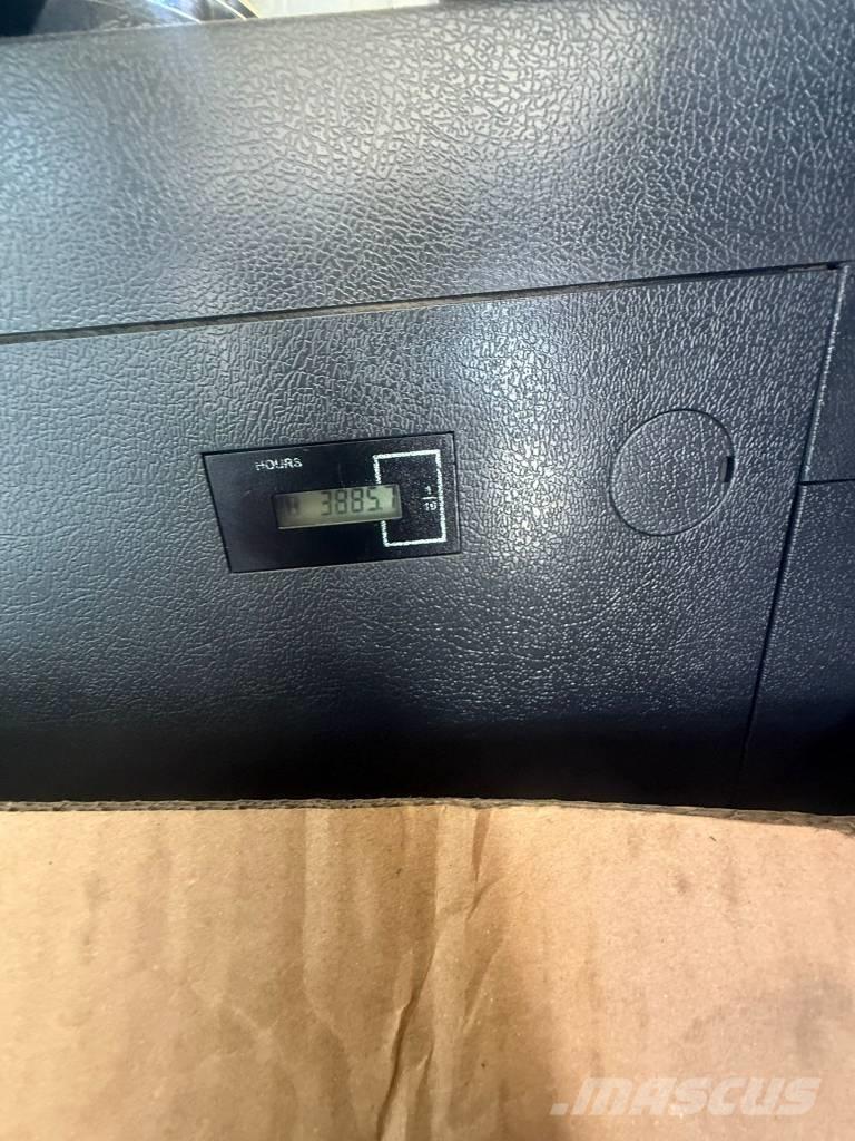 Hyundai HX 160 AL Pelle sur chenilles