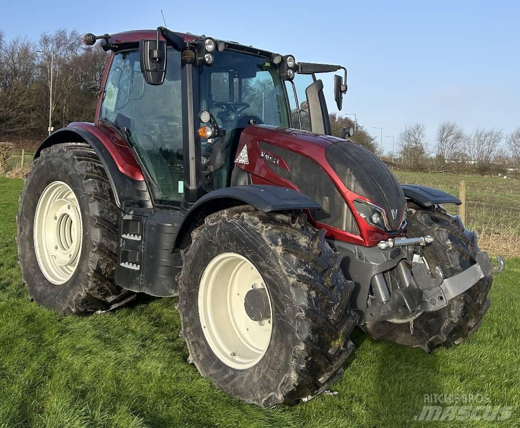 Valtra N175V Tracteur