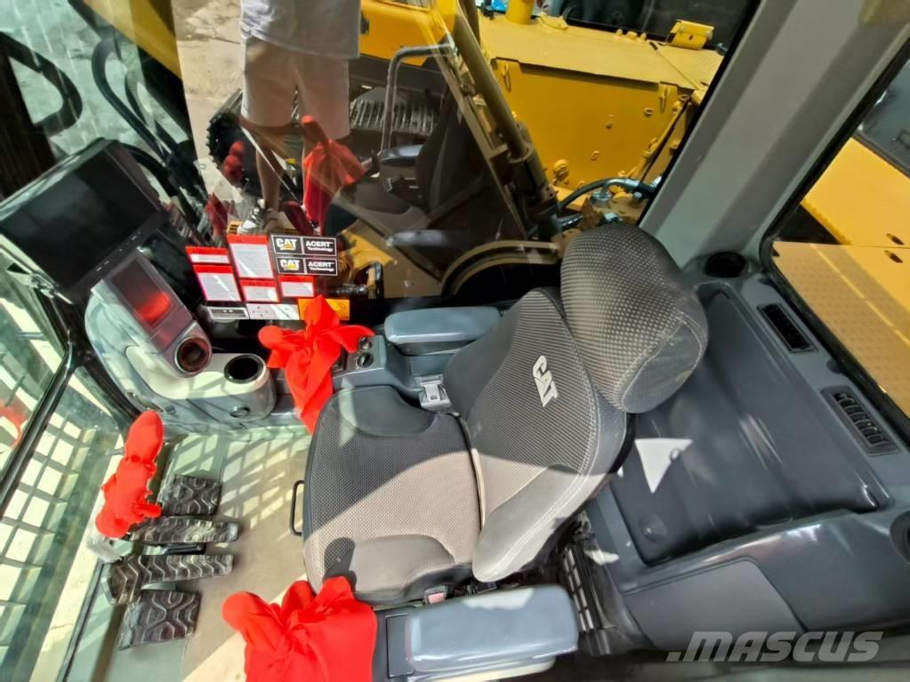 CAT 340 D L Pelle sur chenilles