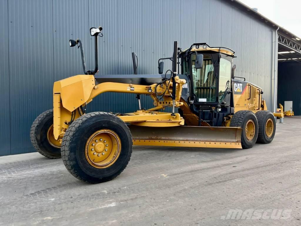 CAT 140M Niveleuse