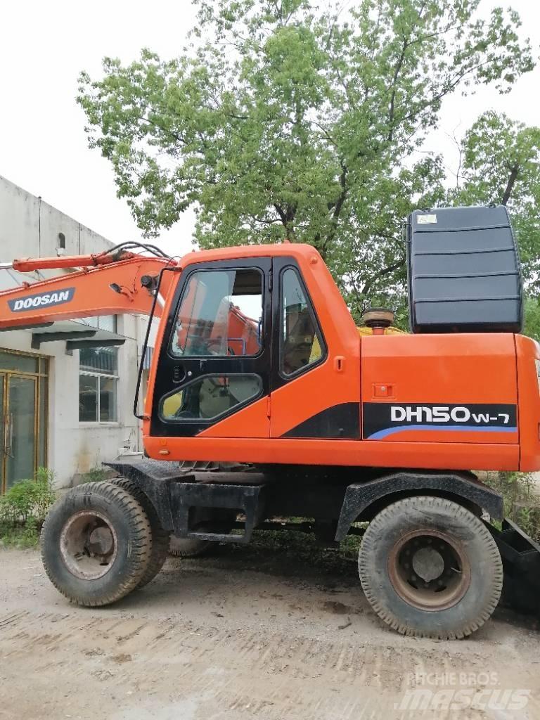 Doosan DH 150 W-7 Pelle sur chenilles