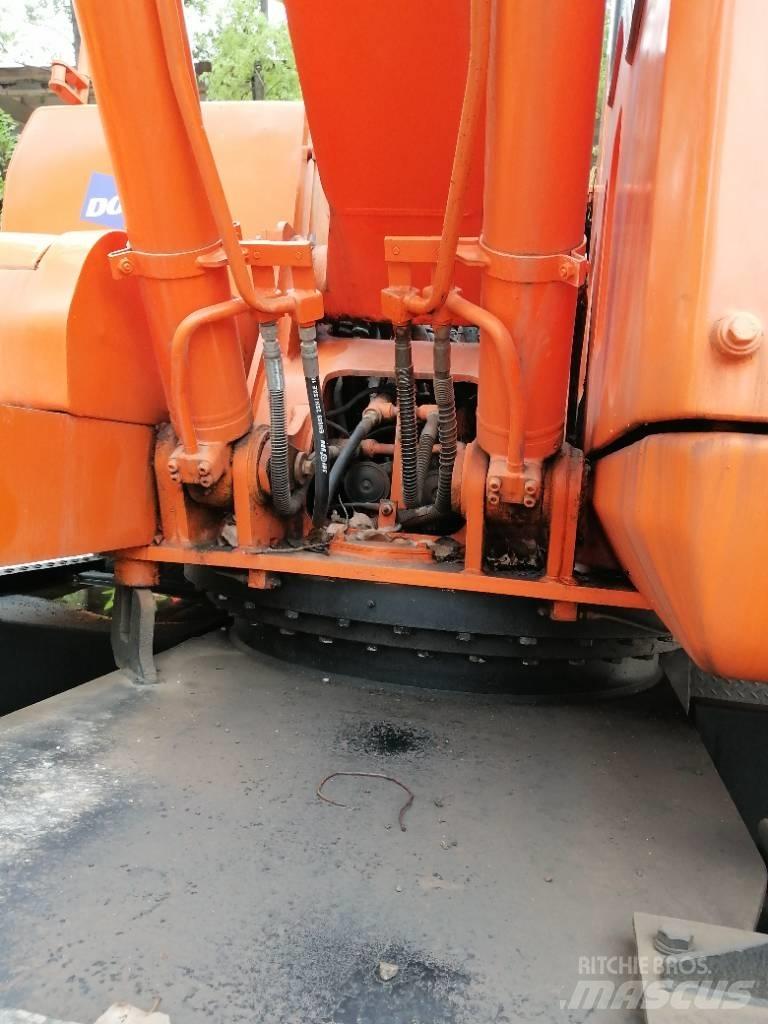 Doosan DH 150 W-7 Pelle sur chenilles