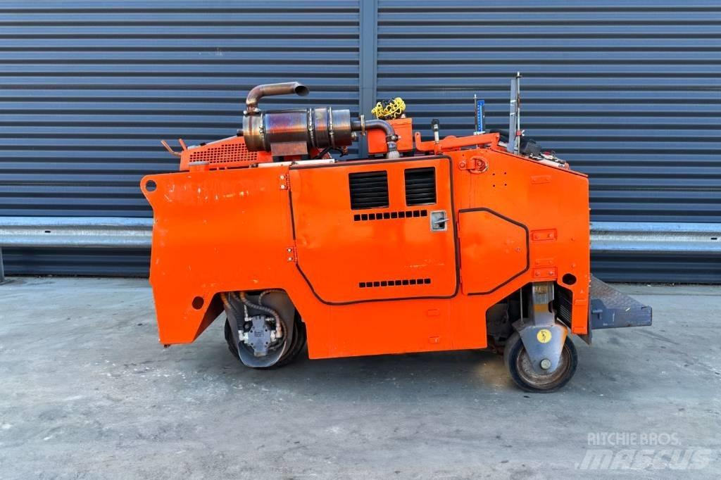 Wirtgen W 350 Fraiseuse à froid