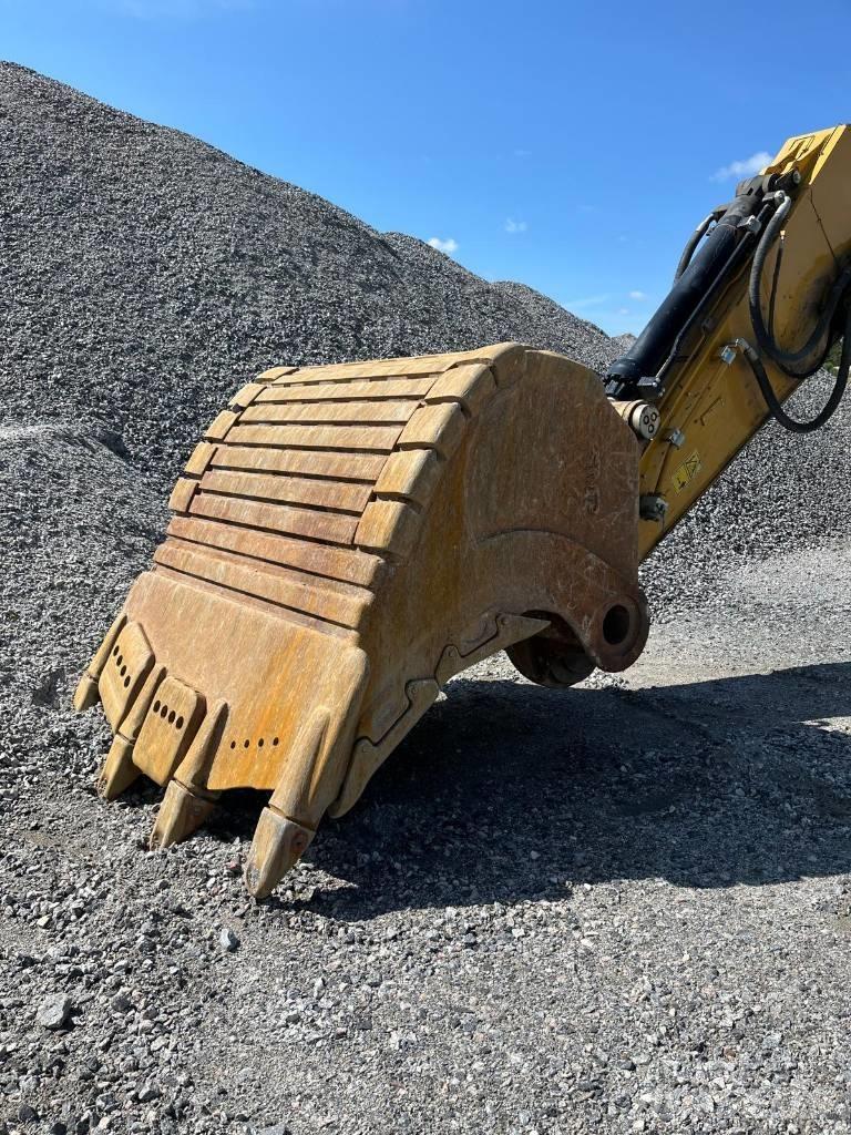 CAT 374 F Pelle sur chenilles