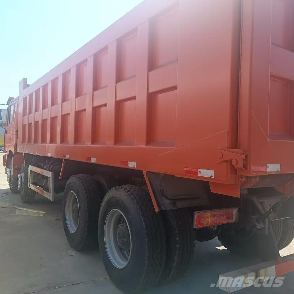 Shacman F3000 8x4 Camion benne