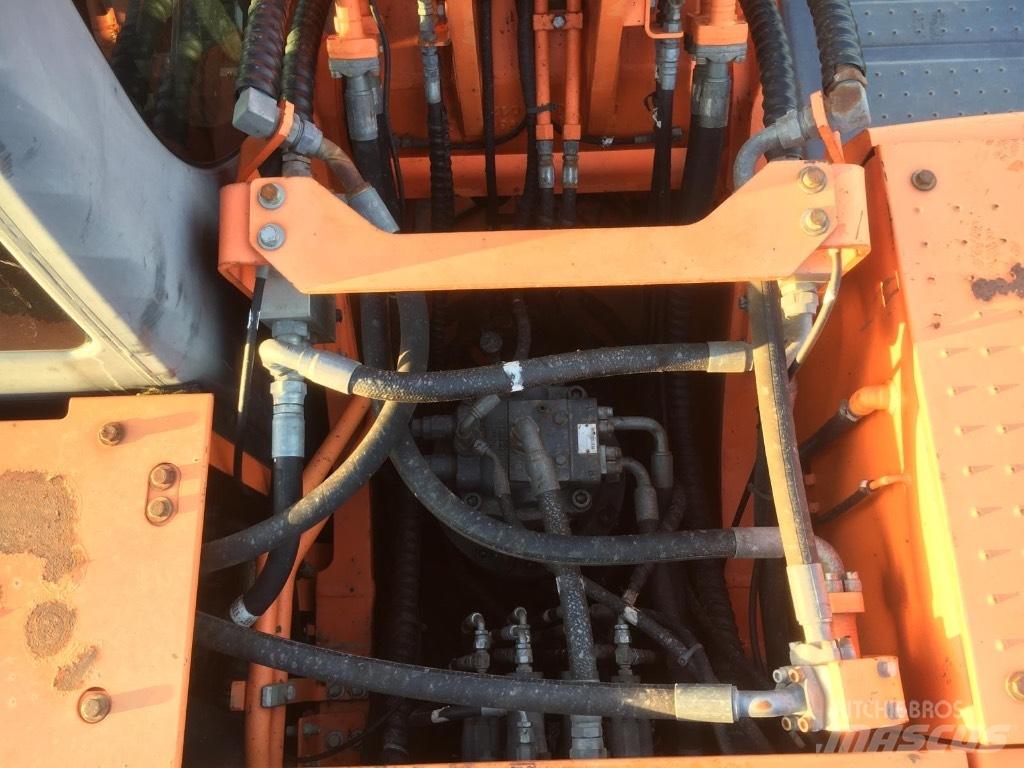 Doosan DX 255 LC Pelle sur chenilles