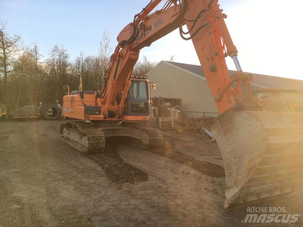 Doosan DX 255 LC Pelle sur chenilles