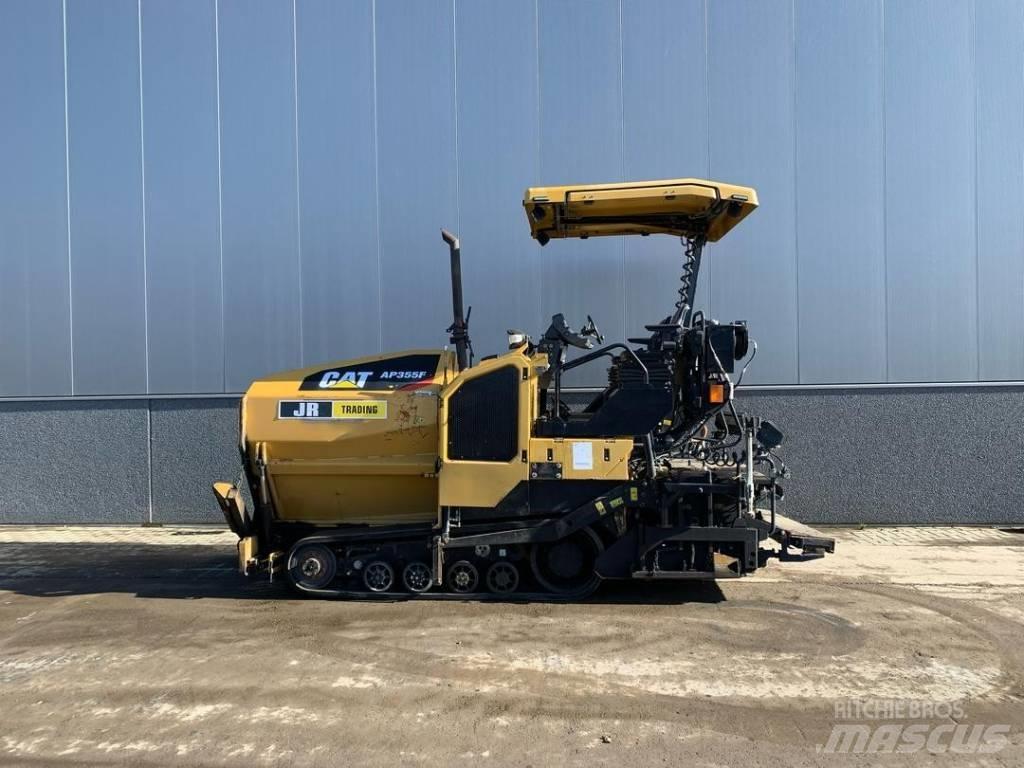 CAT AP355F Finisseur