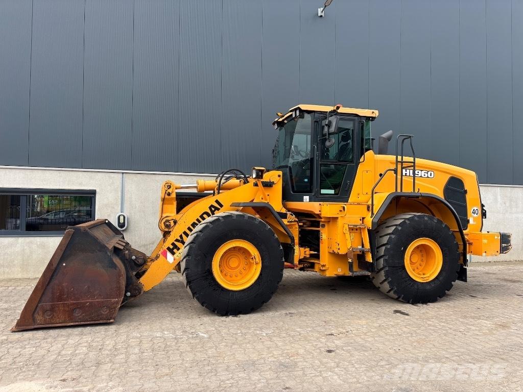 Hyundai HL 960 - 955 Chargeuse sur pneus