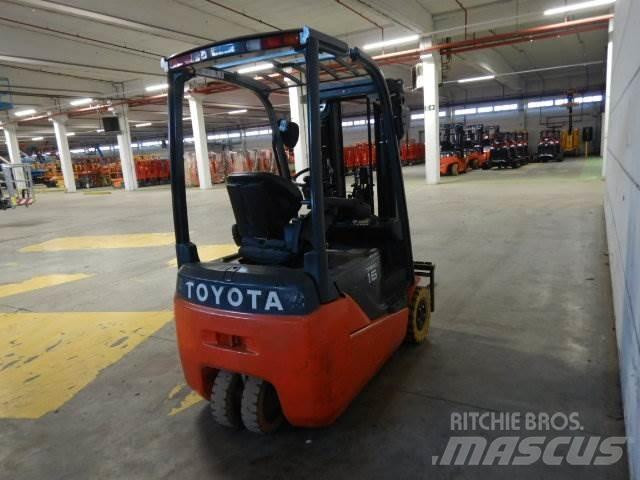 Toyota 8FBEK16T Chariots élévateurs électriques