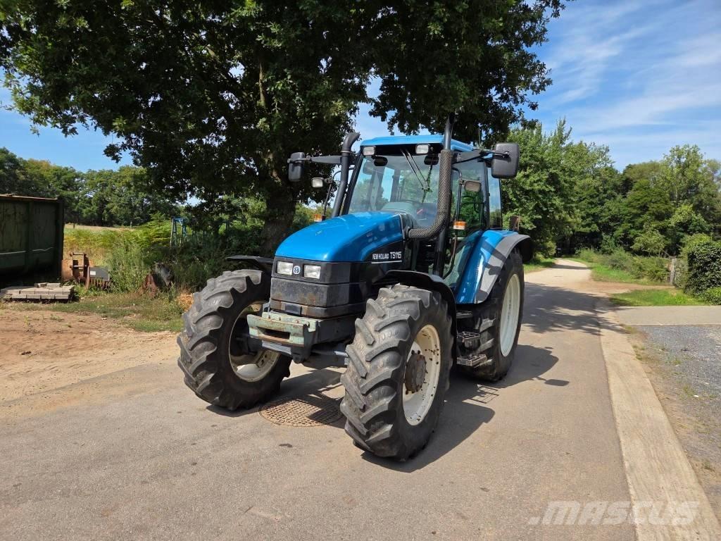 New Holland TS 115 Tracteur
