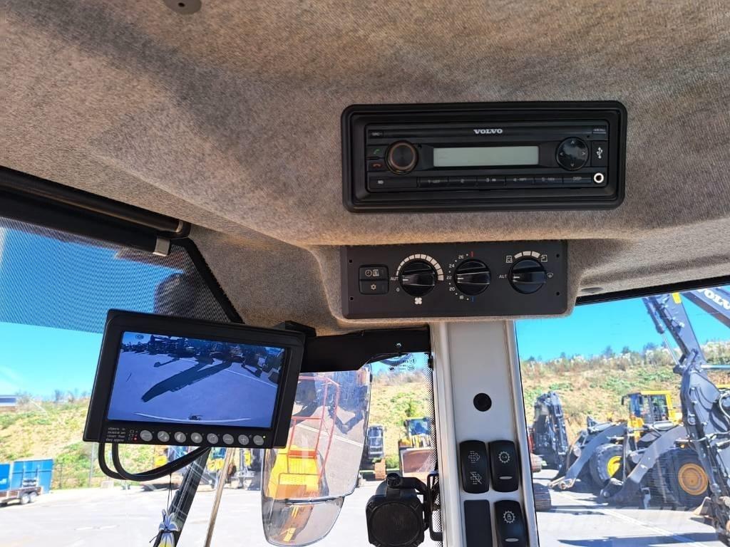 Volvo L 220 H Chargeuse sur pneus