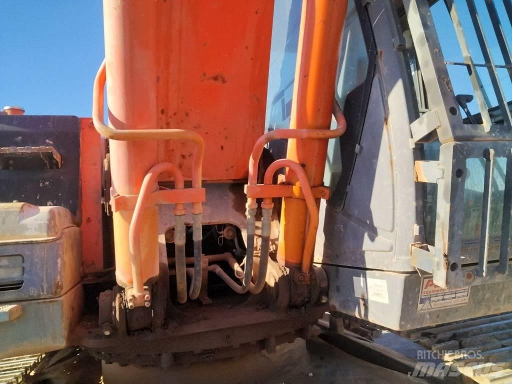Hitachi ZX 270 LC Pelle sur chenilles