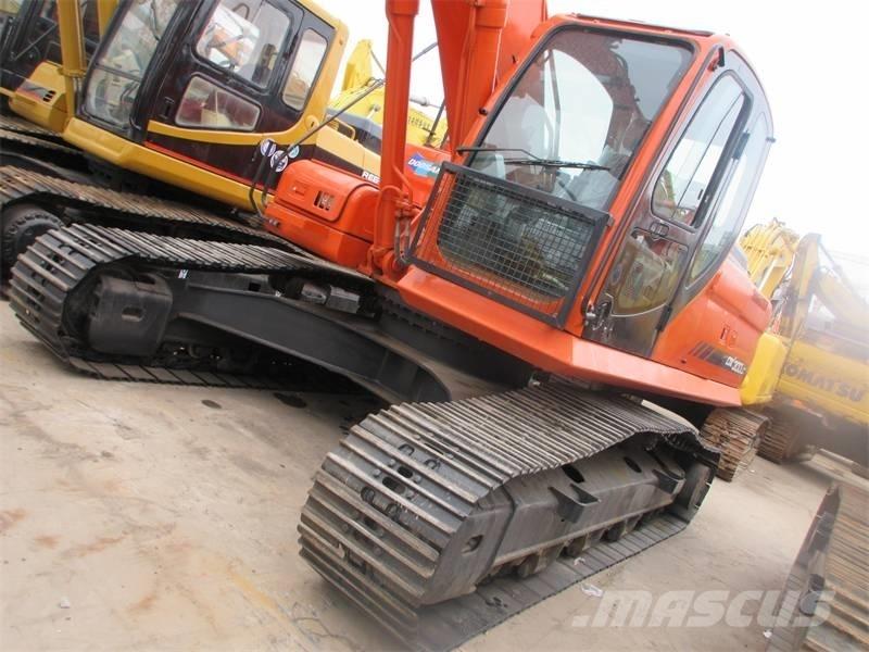 Doosan DX 340 Pelle sur chenilles