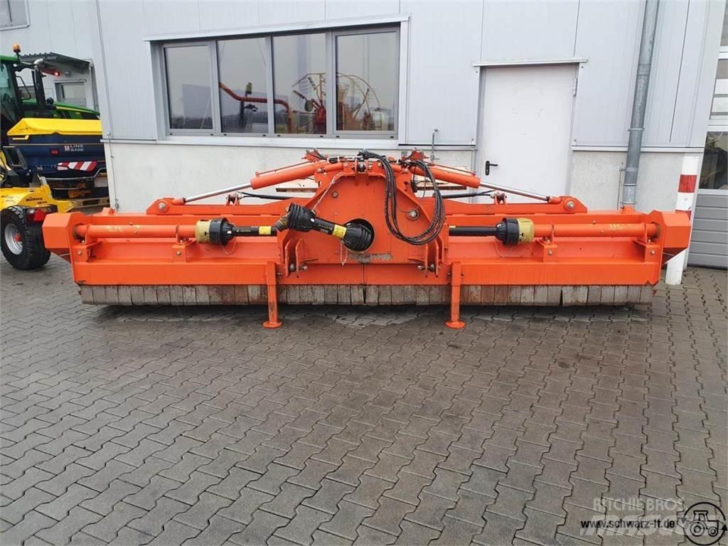 Tierre TRL 440 Broyeur / Gyrobroyeur / Epareuse