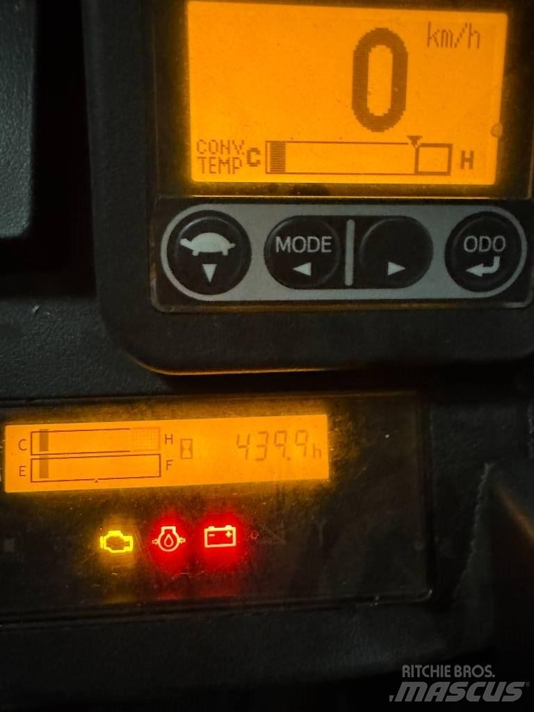 Toyota truck 8FD40N Chariots diesel