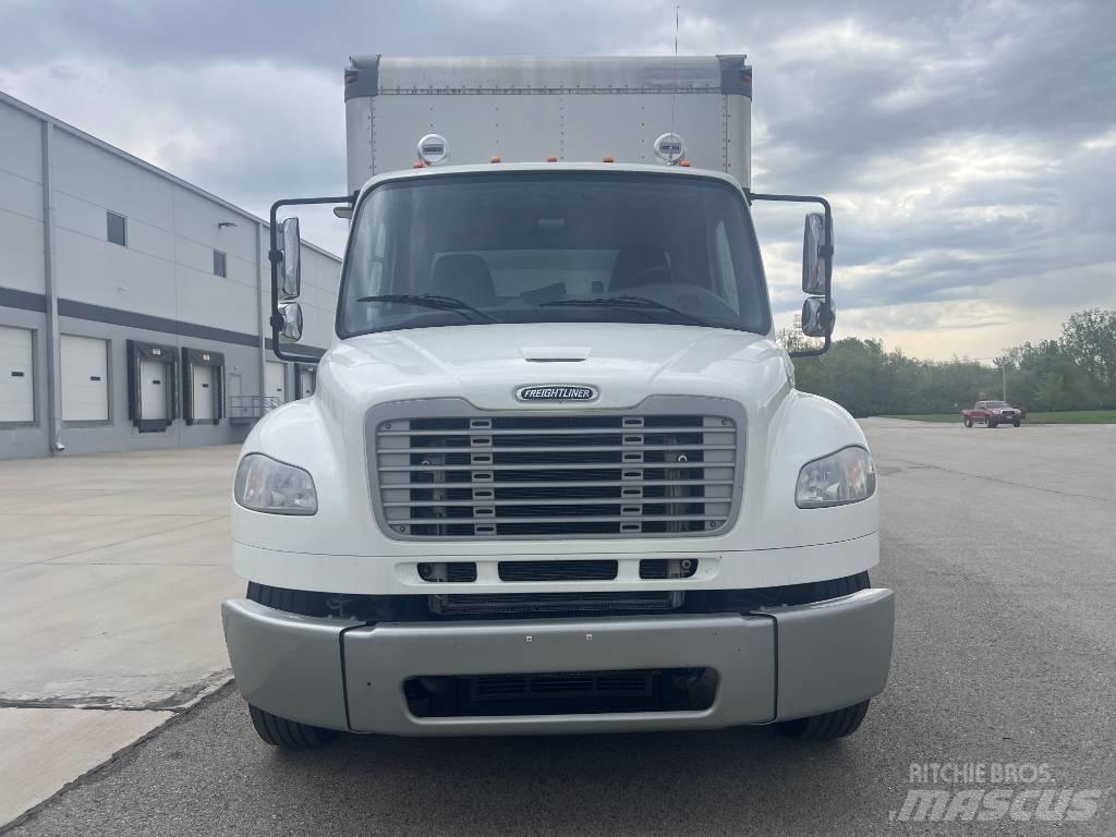 Freightliner M 106 Camion Fourgon