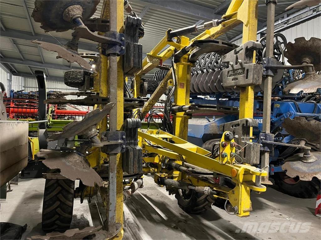Bednar TO6000 HM Déchaumeur, cultivateur