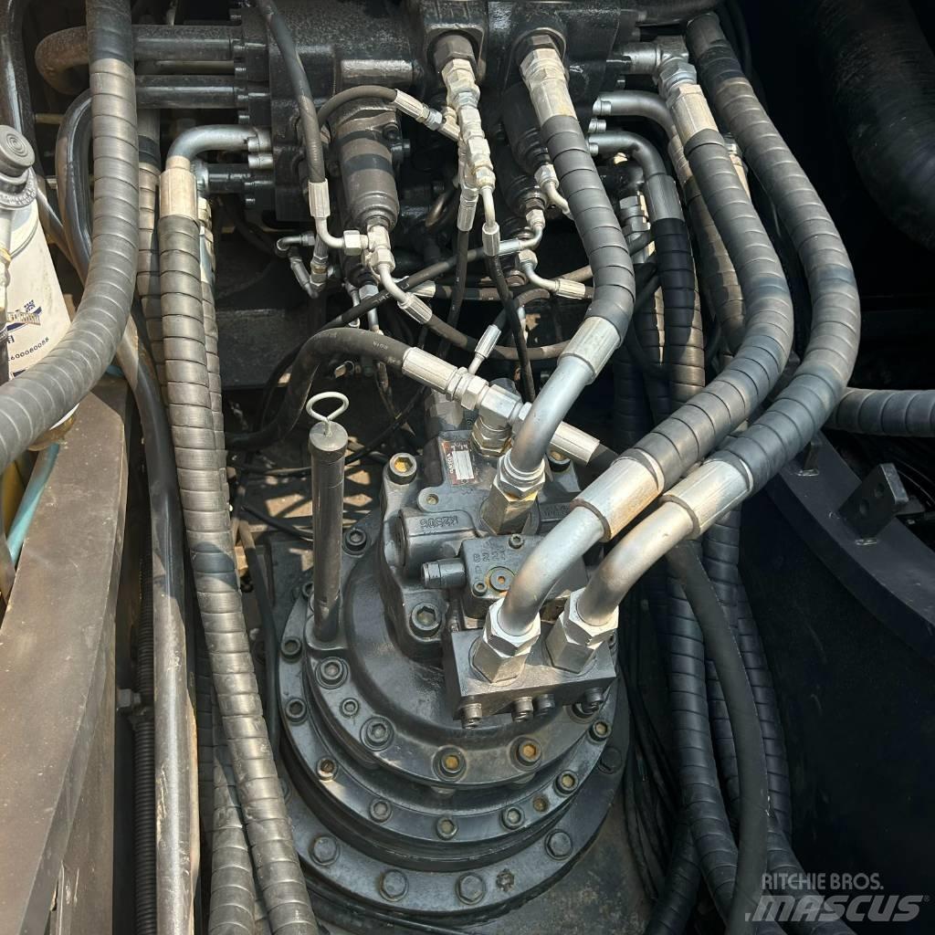 Volvo 290 Pelle sur chenilles