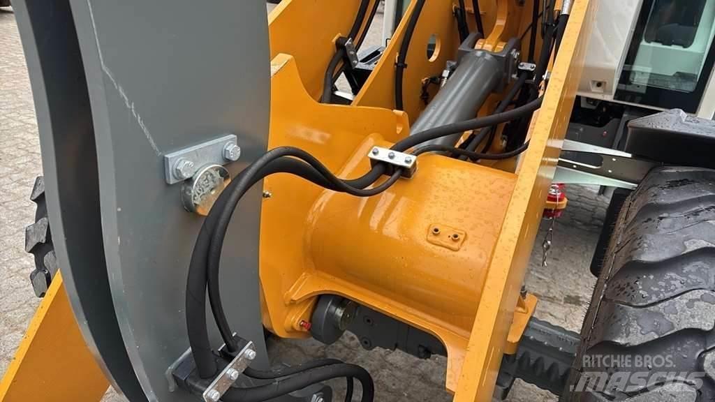 Liebherr L 506 Pelle spéciale