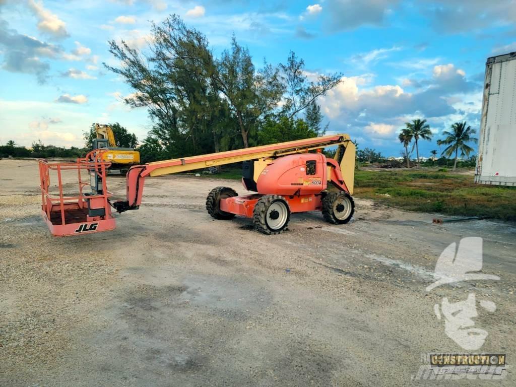 JLG 600 A Nacelles articulées