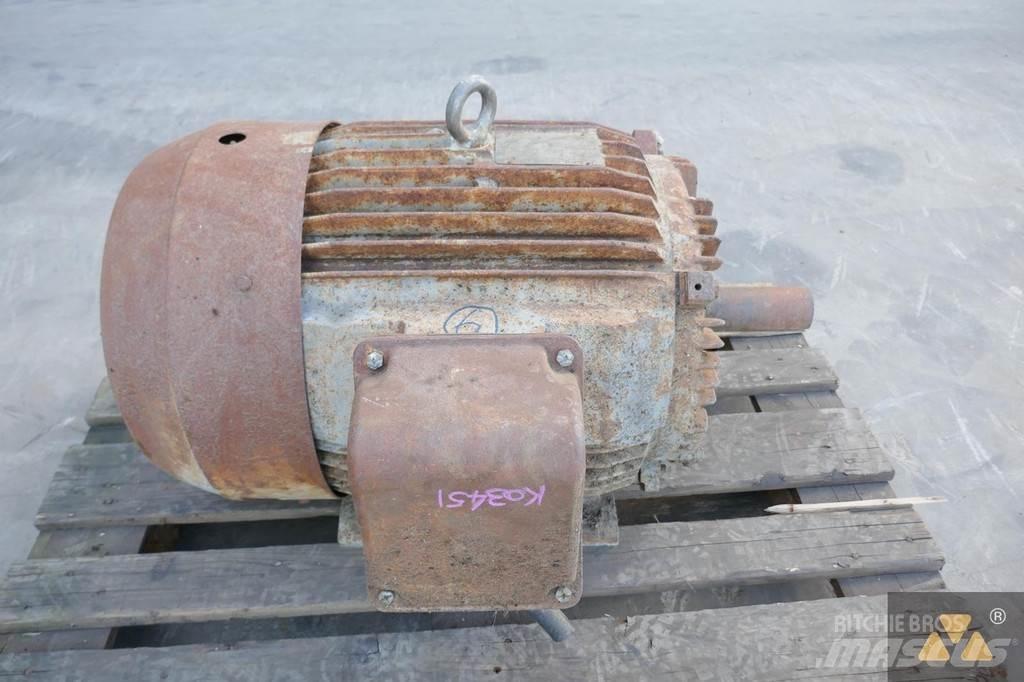  Toshiba 30KW Moteur