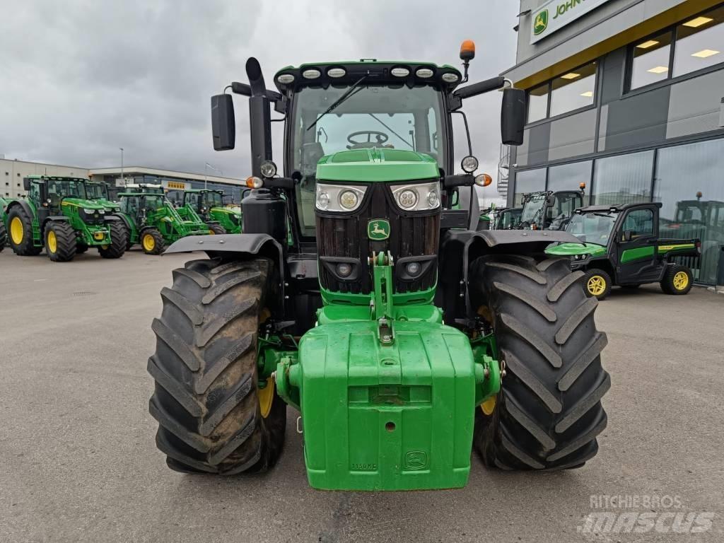 John Deere 6215 R Tracteur