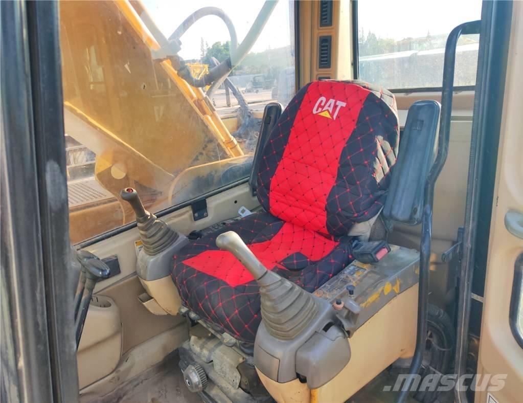 CAT 325BL Pelle sur chenilles