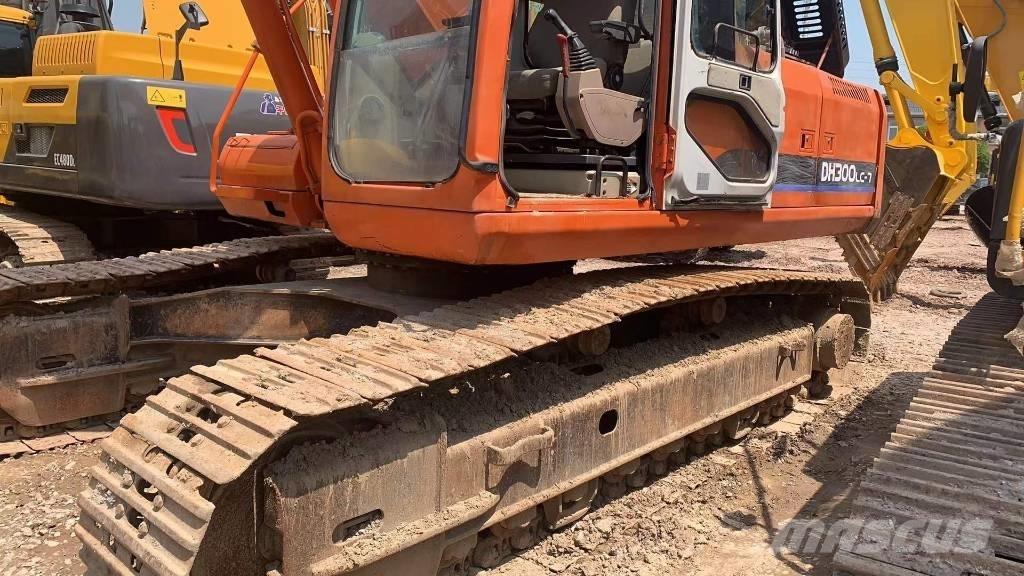 Doosan DH 300 LC-7 Pelle sur chenilles