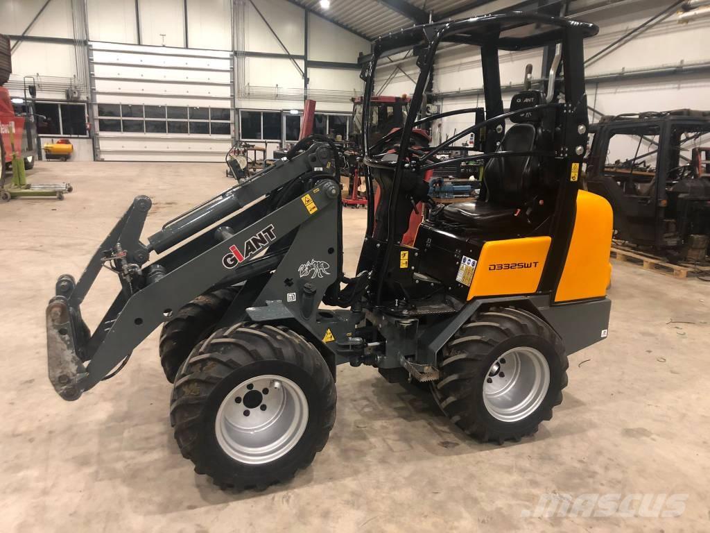 GiANT D 332 SWT Chargeuse multifonction